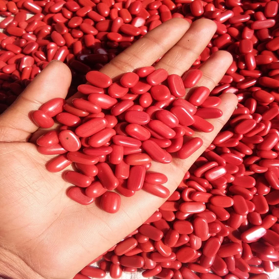 Natural wholesale Cheap Price 9mm Glass Round Cabochon Synthetic Red Coral Stone  SUPER GOOD QUALITY