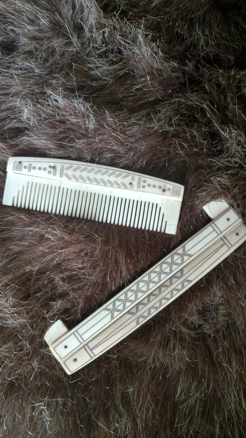 Most Selling bone comb in bulk and wholesale Handcrafted Natural antique bone Comb For Hair Growth Anti Dandruff made with bone