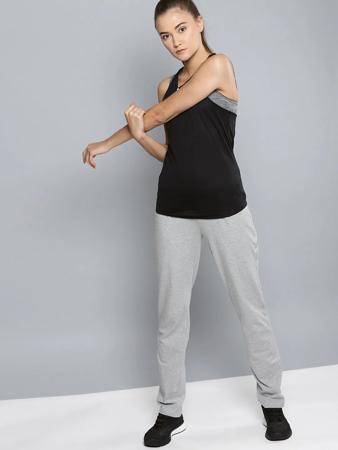 2021 Ladies Woman Sleeveless Casual Summer White white tank top sweater vests women high quality fabric factory wholesale price