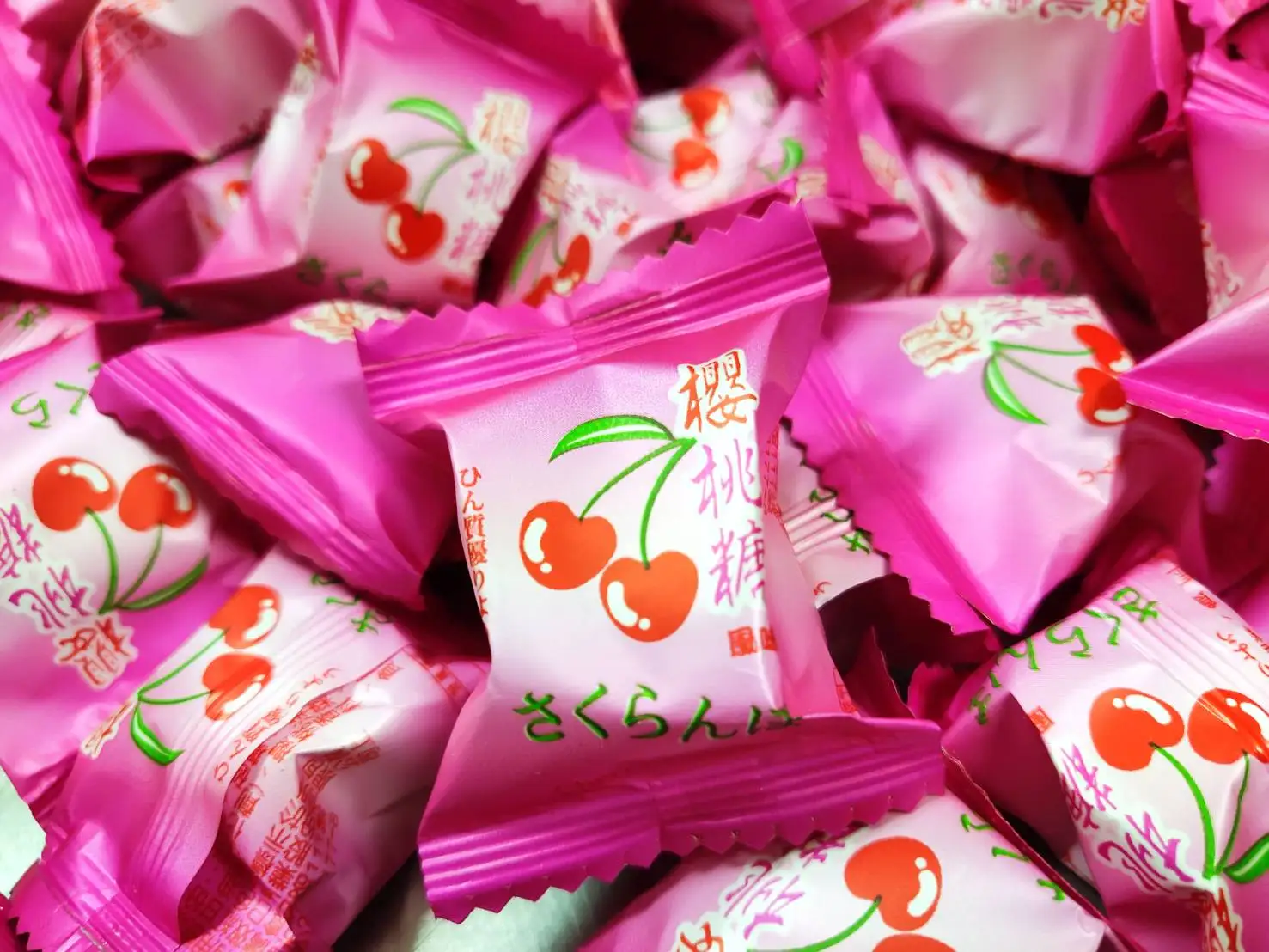 
Taiwan candy Vegetarians Cherry Flavor Candy bottle 