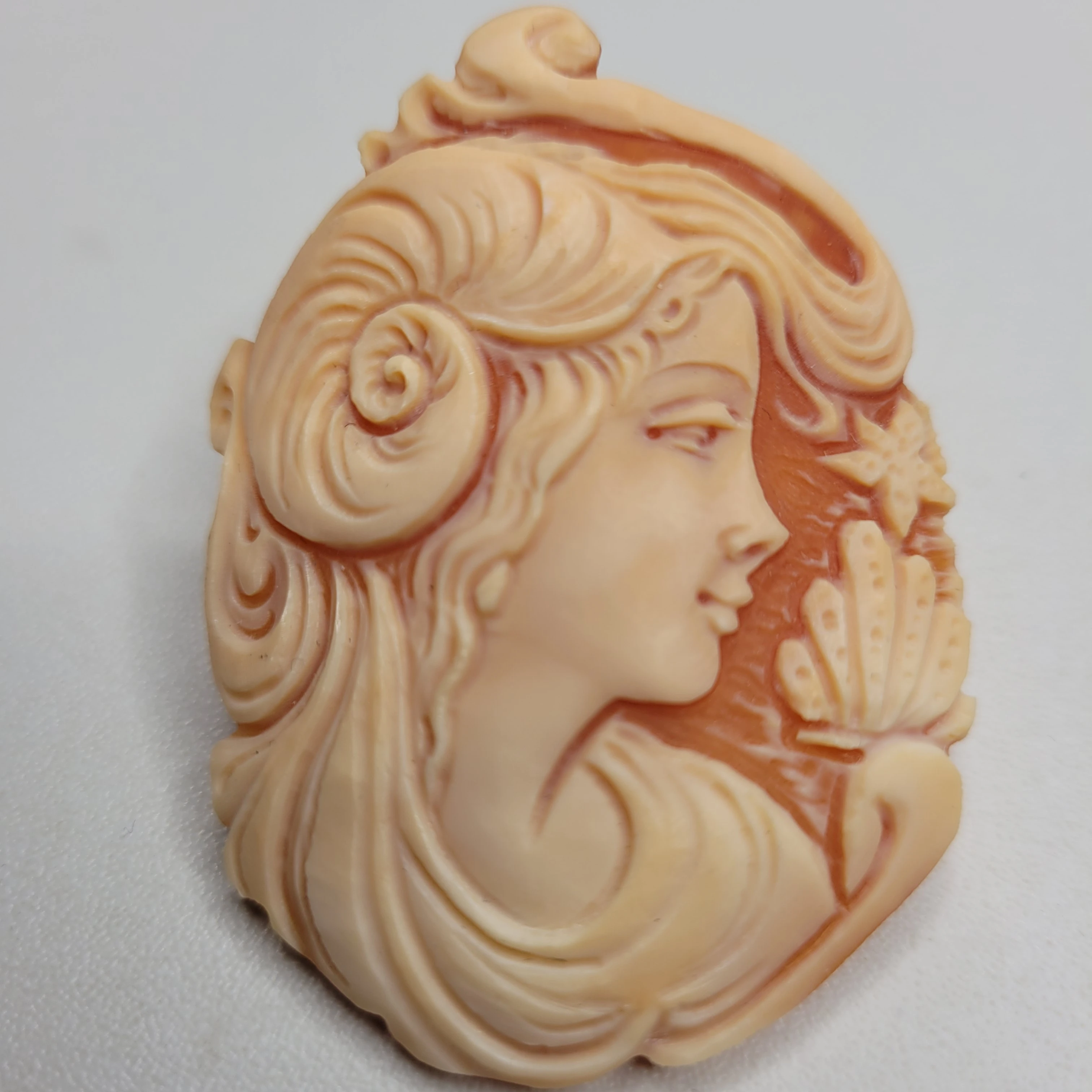
New Flower Design Hand Carved Cornelian Cameo 