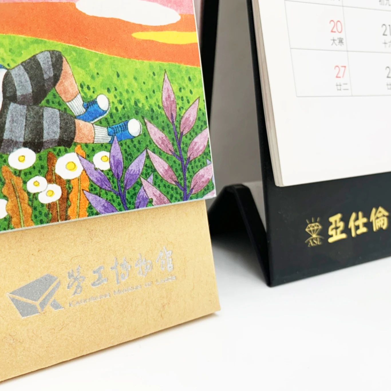 Custom spiral binding special design printing desk calendars calendar ,schedule Black Backboard