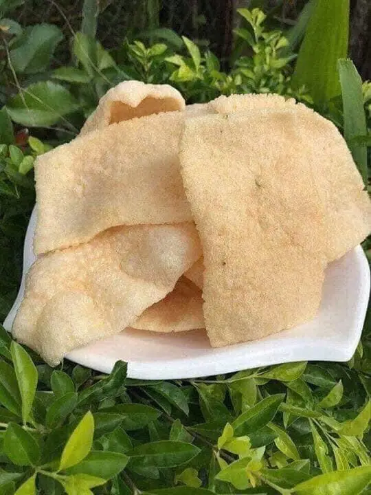 FRIED SHRIMP CHIPS FROM VIETNAM/ BEST FOOD IN VIETNAM 2021 SHRIMP CHIPS