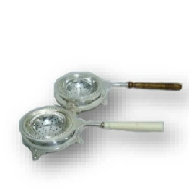 
Silver Plated Stainless Steel Tea Infuser Tea Strainer Tea Strainer With Wooden Or Resin Handle 