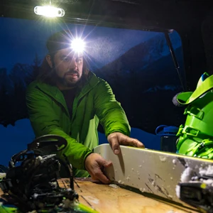 800mAh USB rechargeable portable headlamps outdoor adventure with high quality