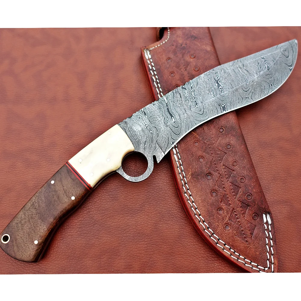 
Ручная кованая мачете из дамасской стали с отверстием для пальцев, весы из розового дерева с вставным отверстием, футляр из коровьей кожи 