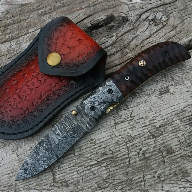 
Hunting Outdoor Survival Pocket Knife Tactical Every Day Carry Damascus Steel Folding Blade And Leather Sheath 