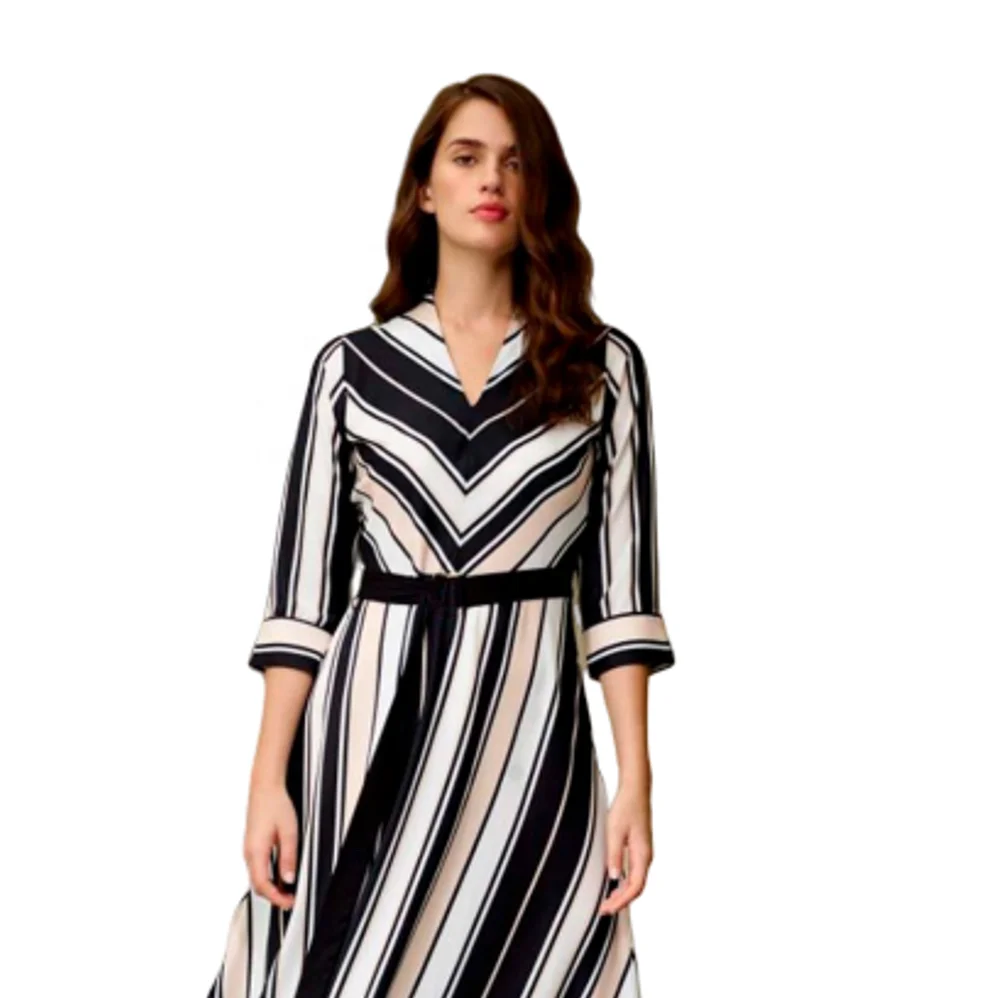 
Женские вечерние платья в западном стиле 