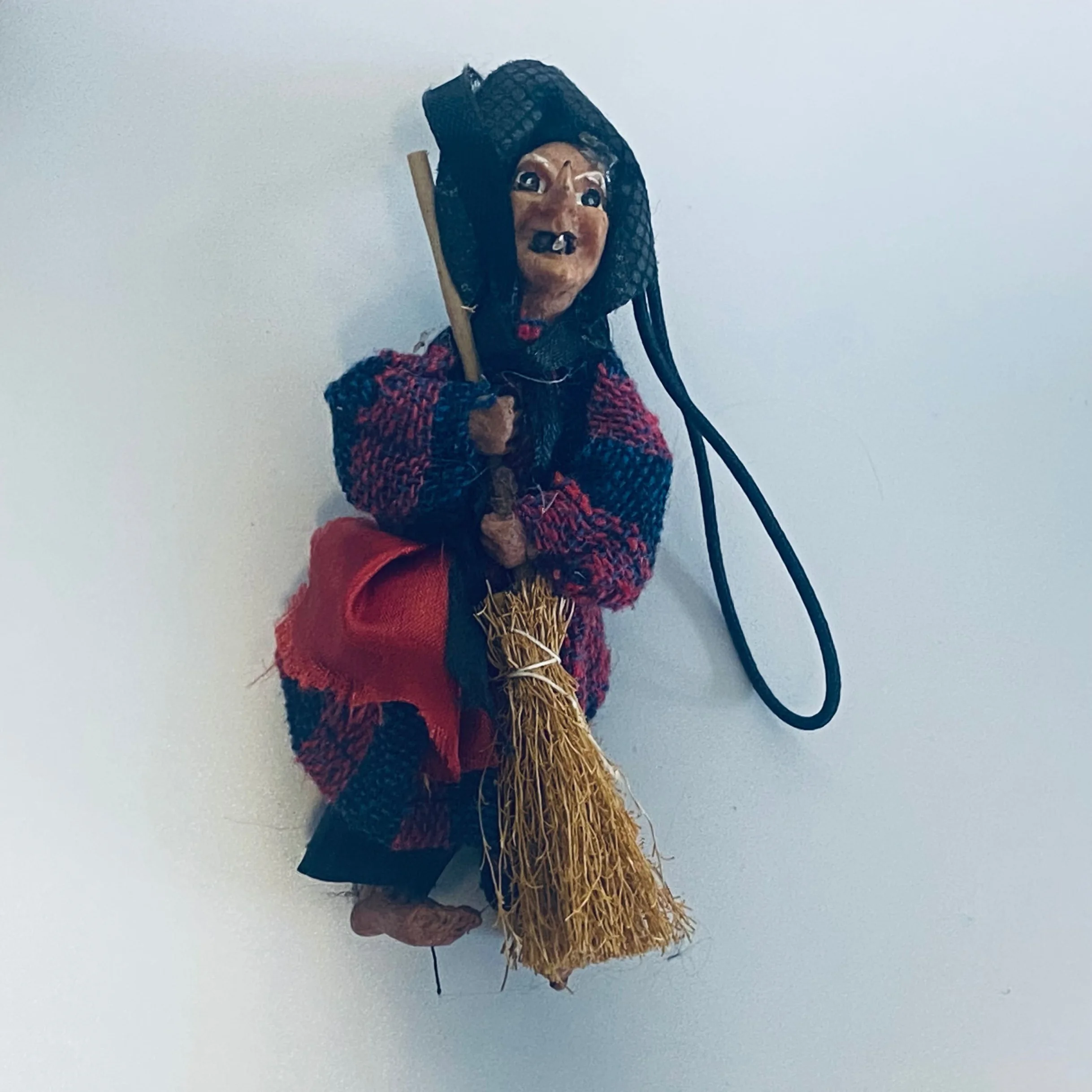 Halloween decoration figurines witch hat doll broom Ornaments