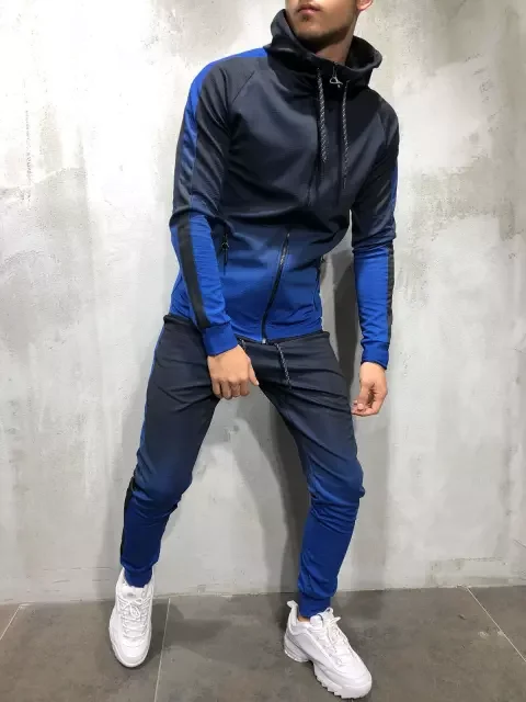 Женский спортивный костюм с длинным рукавом