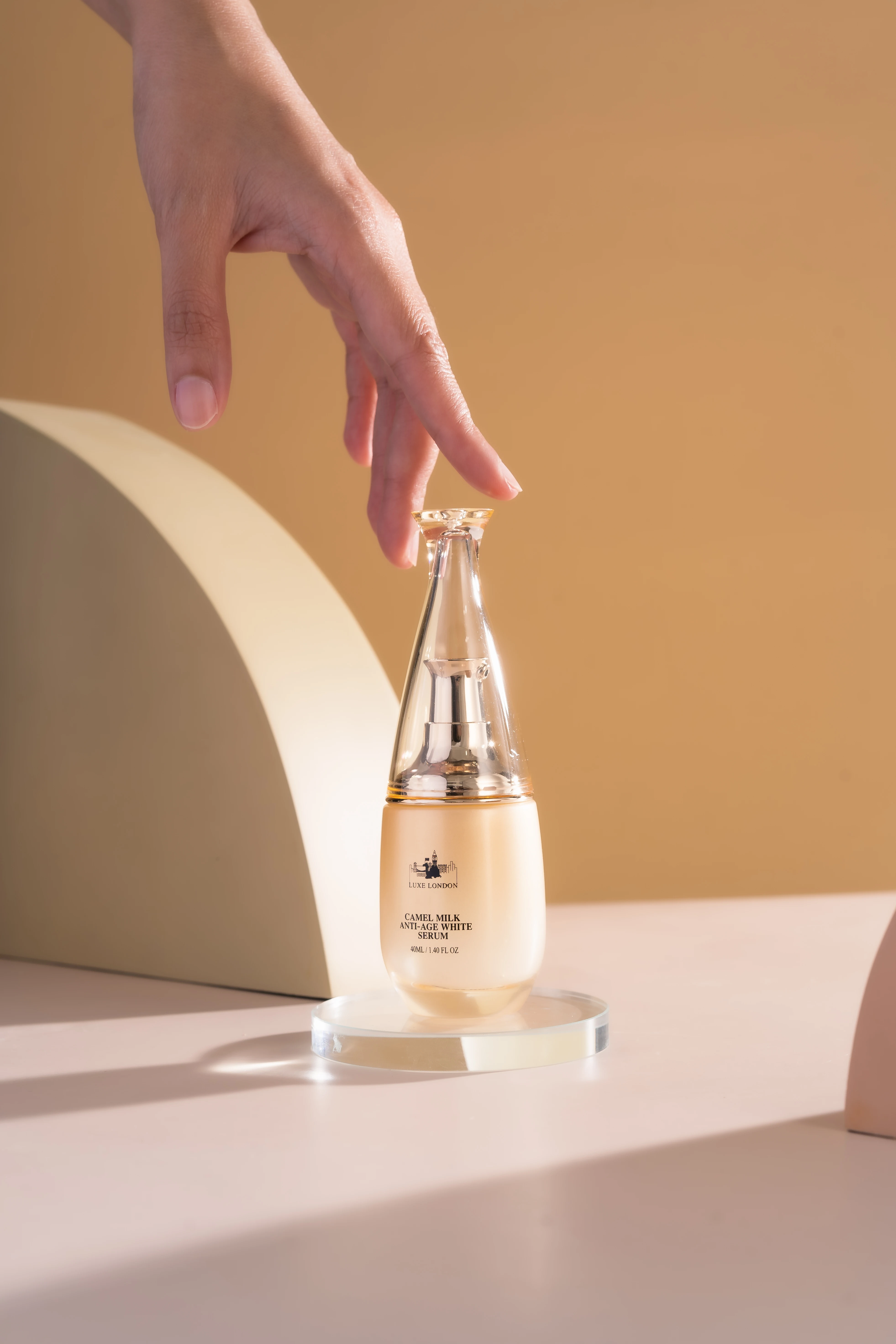 Whitening All Skin Types Camel Milk Anti-Aging Serum Mousse Nourishing Moisturizing Skincare Serum Moisturizer