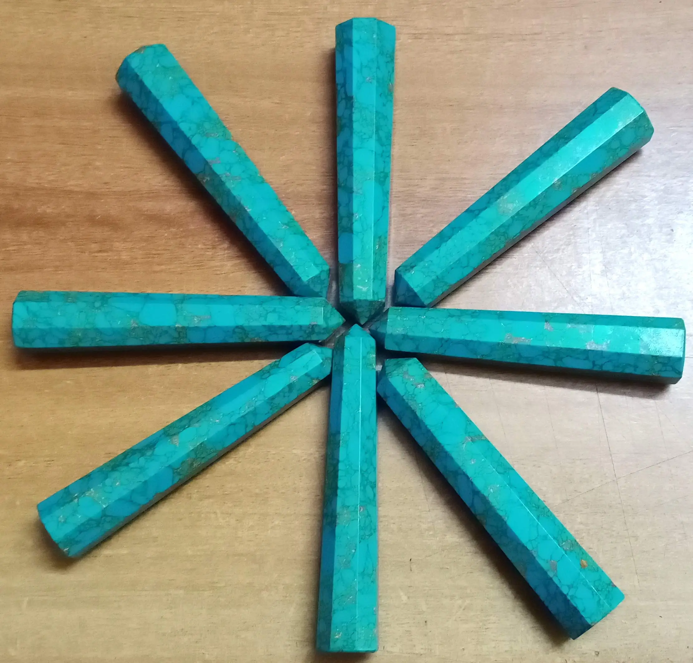 Золотистый обелиск Feroza прибл. 4 дюйма 50-60 г энергетический настоящий драгоценный камень кристалл Jet Международная Хрустальная терапия