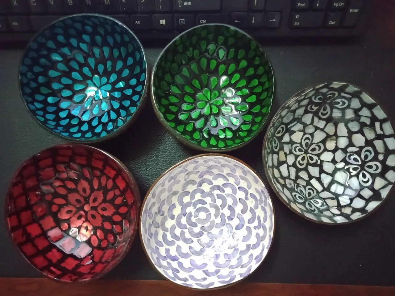 Lacquer bowl for family with decor spoon wooden spoon/ Coconut Shell bowl Wooden Bowl for family (Kaylin: WS +84817092069)