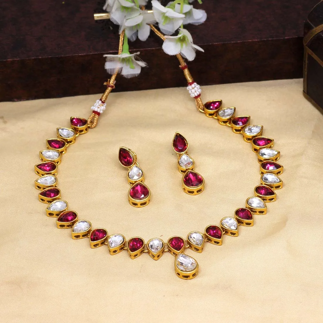Kundan Necklace Set