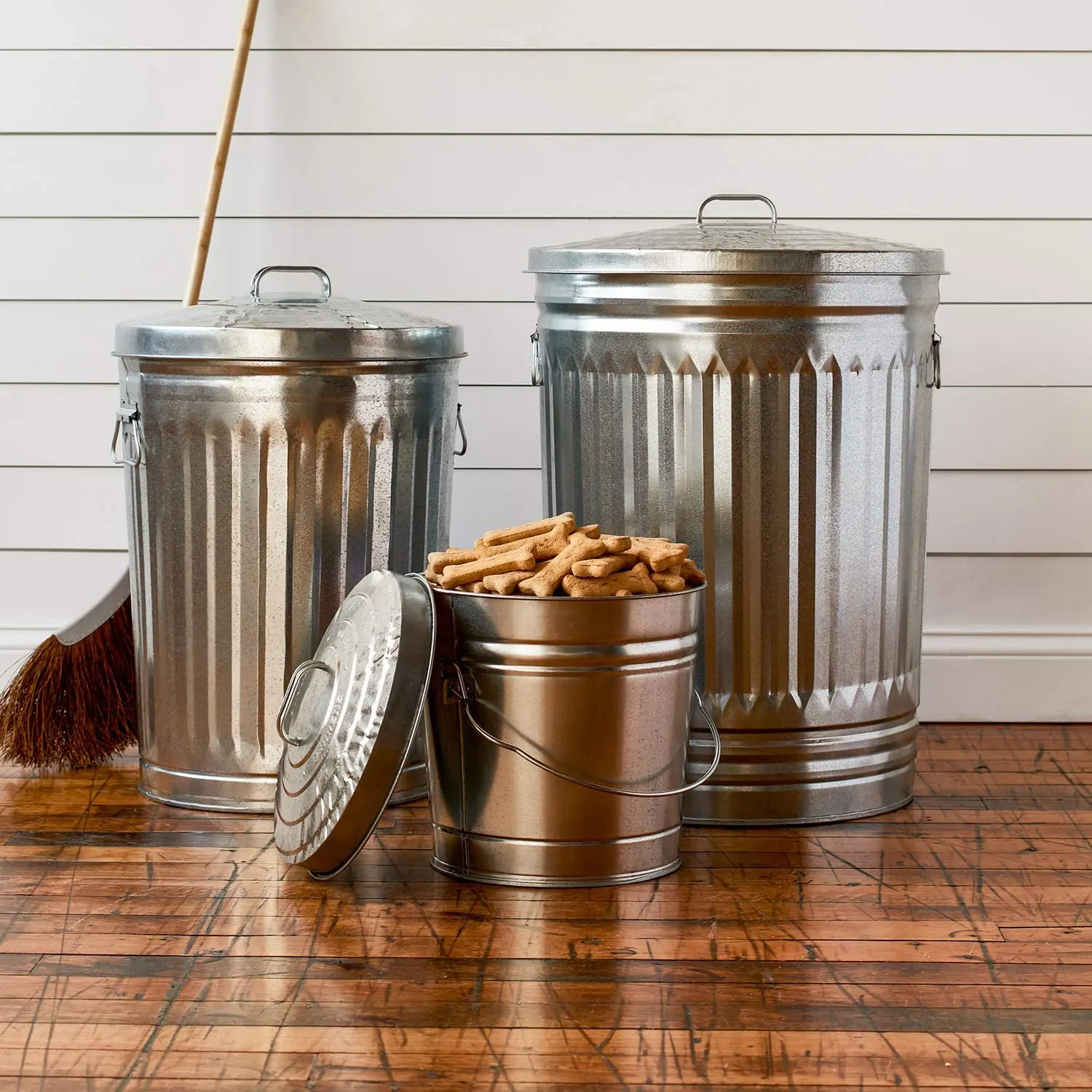 Best Quality Metal Trash Can with Lid Trash can simple Design Garbage Box for safe and Clean Home Waste bin