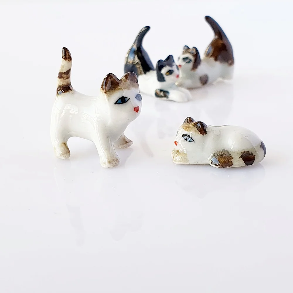 Dollhouse Miniatures Ceramic Figurine Animals Cat Kitten (4pcs / Set)