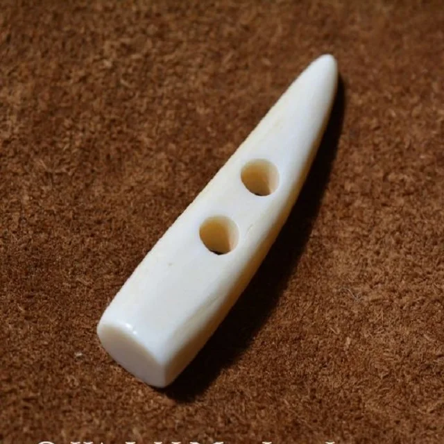Premium quality  Shiny natural buffalo BONE toggle button for coat