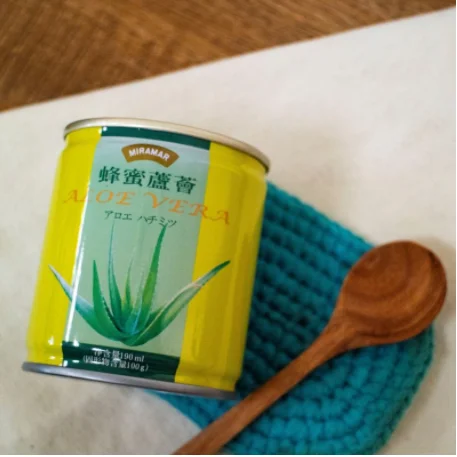 100% Pure Fresh Aloe Vera with Honey - No Preservatives beverage