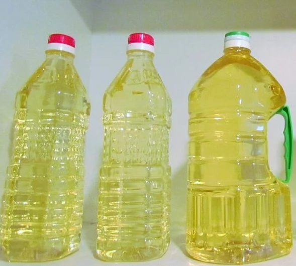 Refined deodorized sunflower cooking oil from Ukraine in pet bottles and 24 ton flexitanks