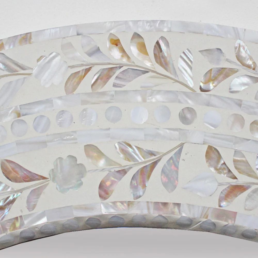 Luxury mother of pearl mirrors round mirror frame with white ground wall mirror decoration made in Vietnam