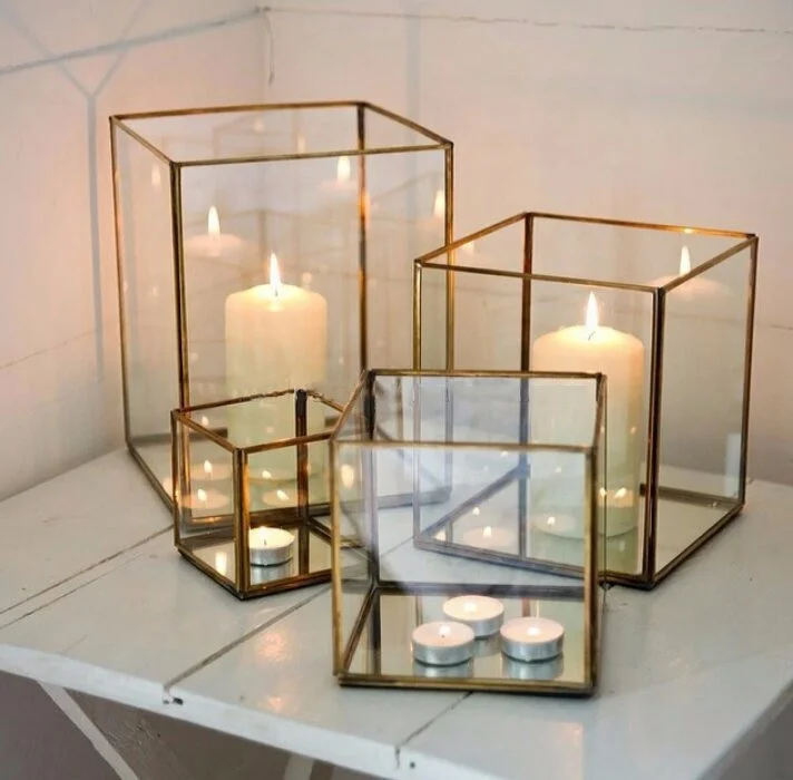 Hot Selling Set Of Four Vintage Glass & Metal Box Showcase Cube shaped display case Metal Glass Box and for jewellery box usage