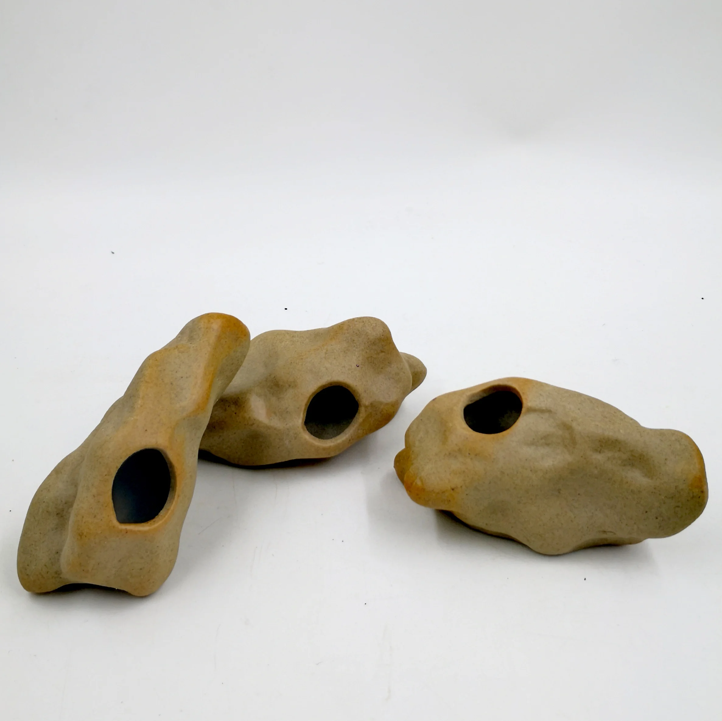 Ceramic Aquarium Decoration  Stone Glowing Comfortable Fish Tank Landscape Accessories Beta Fish to Rest Breed