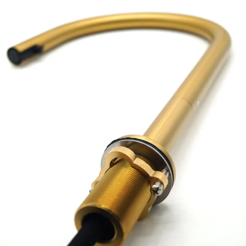 Brushed Gold Kitchen Faucet Pull Out Kitchen Sink Water Tap Single Handle Mixer Tap 360 Rotation Kitchen Shower Faucet
