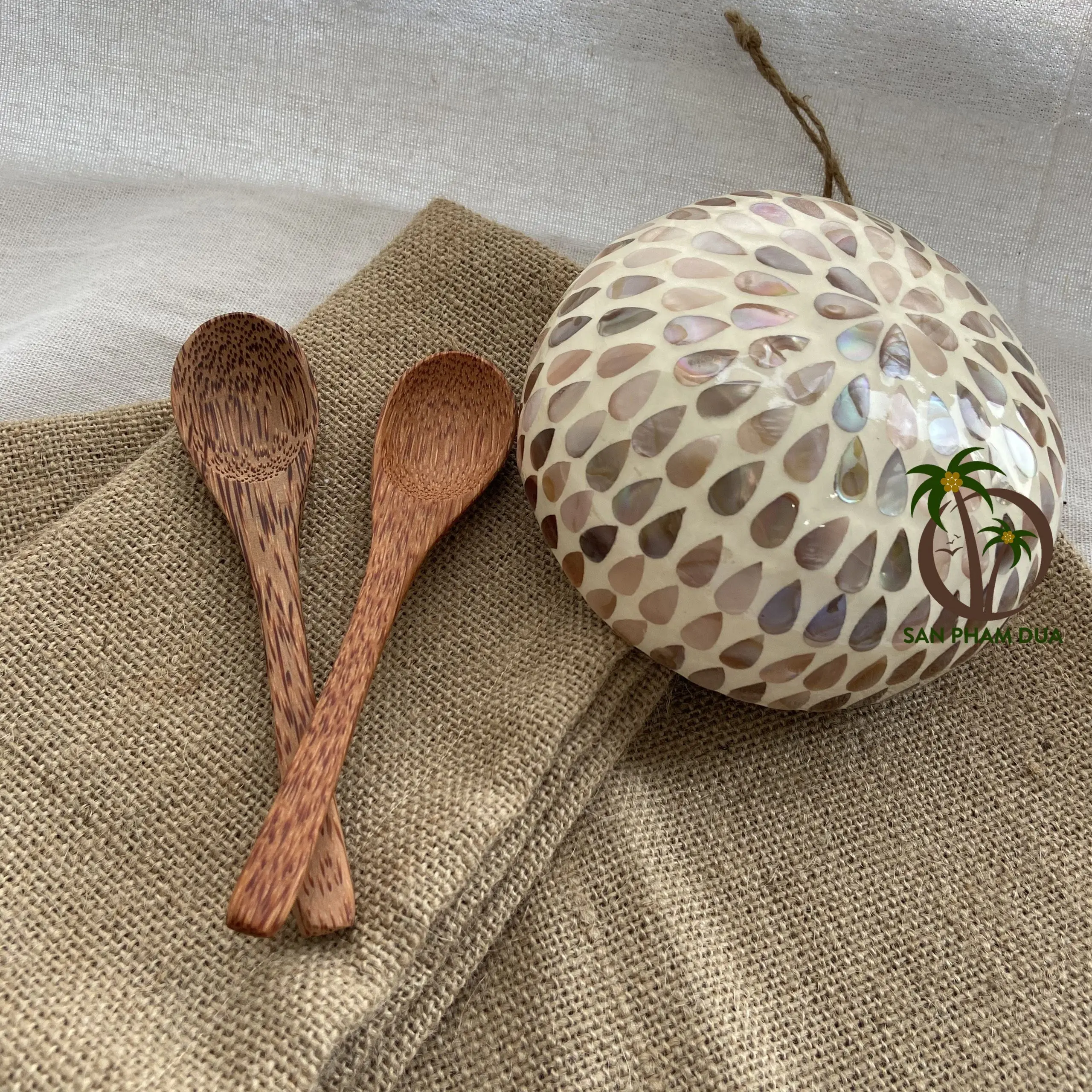 
Vietnambowls coconut lacquered coconut bowls lacquer/coconut bowl set lacquered/handmade vietnamese lacquer coconut shell bowls 