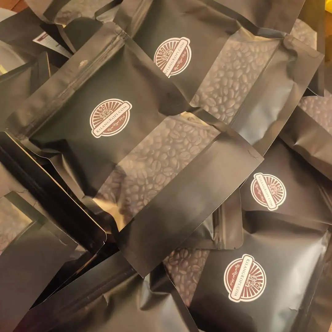 Высококачественный натуральный органический Сладкий коричневый Арабика кофейные зерна среднего темного обжарки из Бразилии