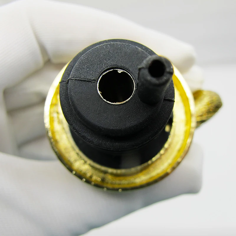 johnnie walker pourer, JW pourer, johnnie walker