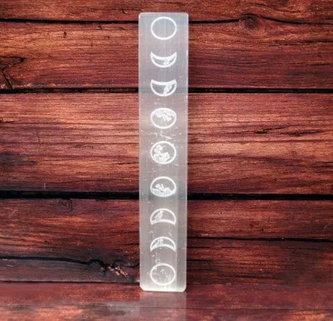 selenite crystal charging plate Engraved seven chakra with 7 chakra tumble Healing Crystals and stones