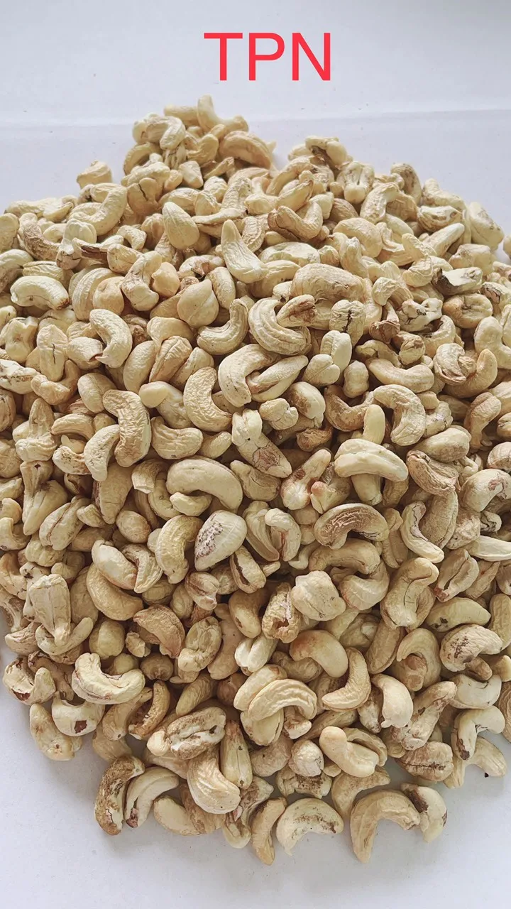 High Quality Cashews Nut Supplier Offers Raw Cashew Nuts In Shell