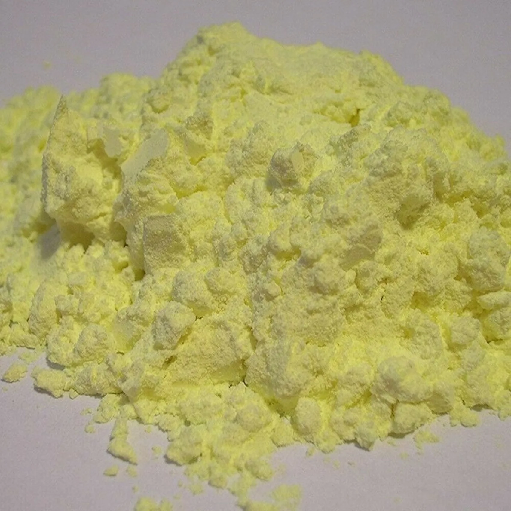 High Purity Grade Bright Yellow Sulfur powder now ready for shipping