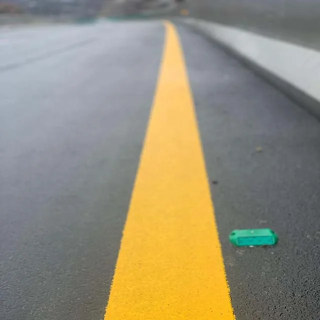 Односторонний отражатель, пластиковый дорожный предохранитель Cateye Road Stud