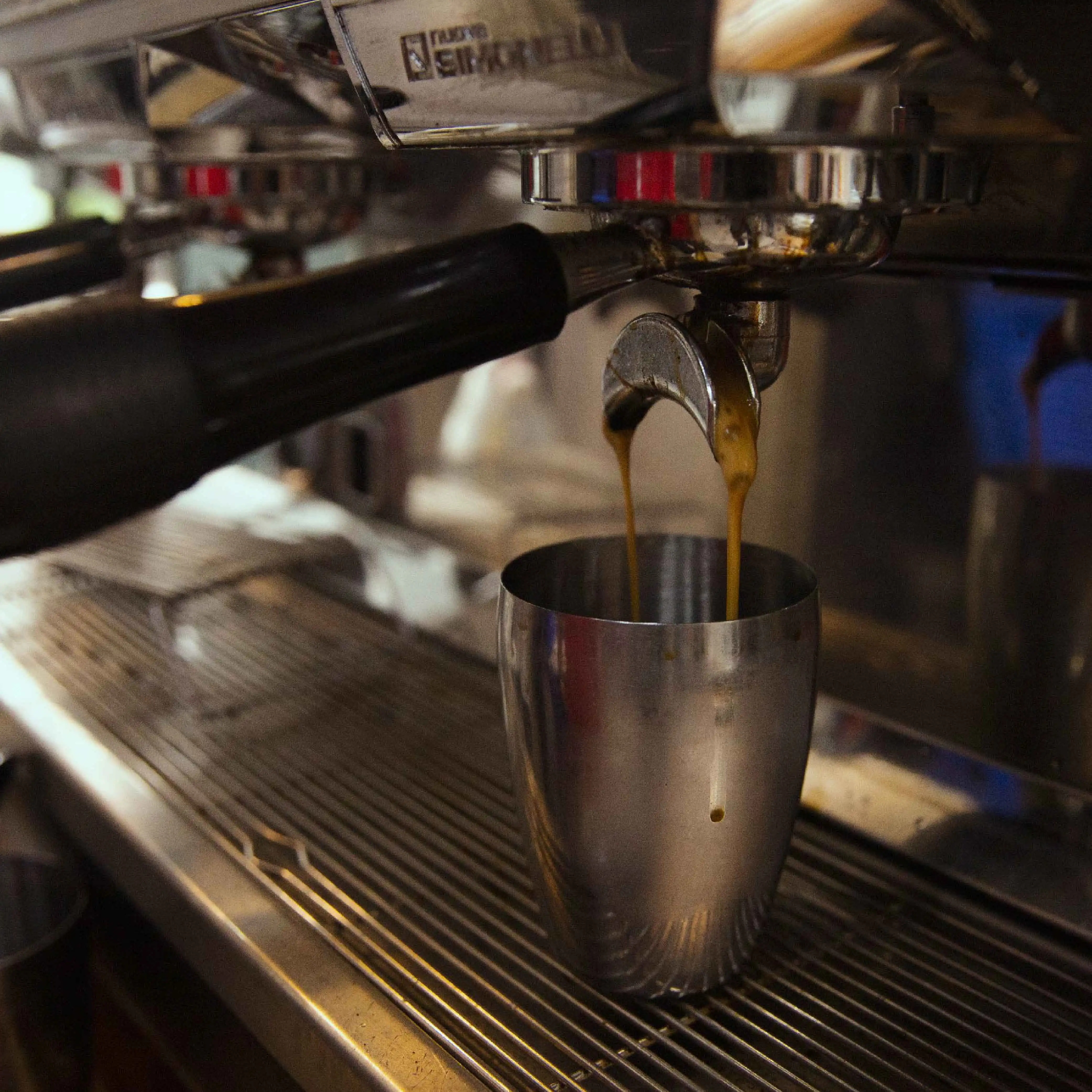 Whole Bean coffee 500gr Arabica Cau Dat Light Roast Coffee