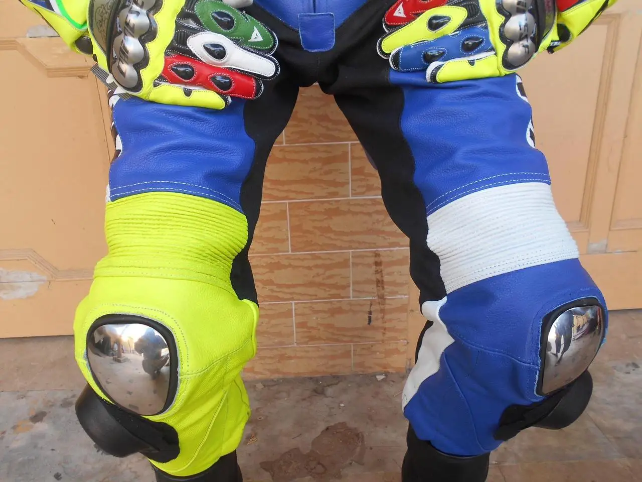 motorbike leather suits gloves and boots set