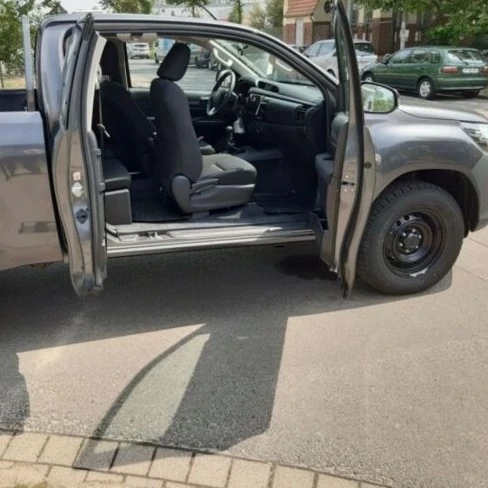 
New arrival 2017 Toota Hilluxx GX KINngG CAB 2.4L DIESEL 4x4 MT 2020 