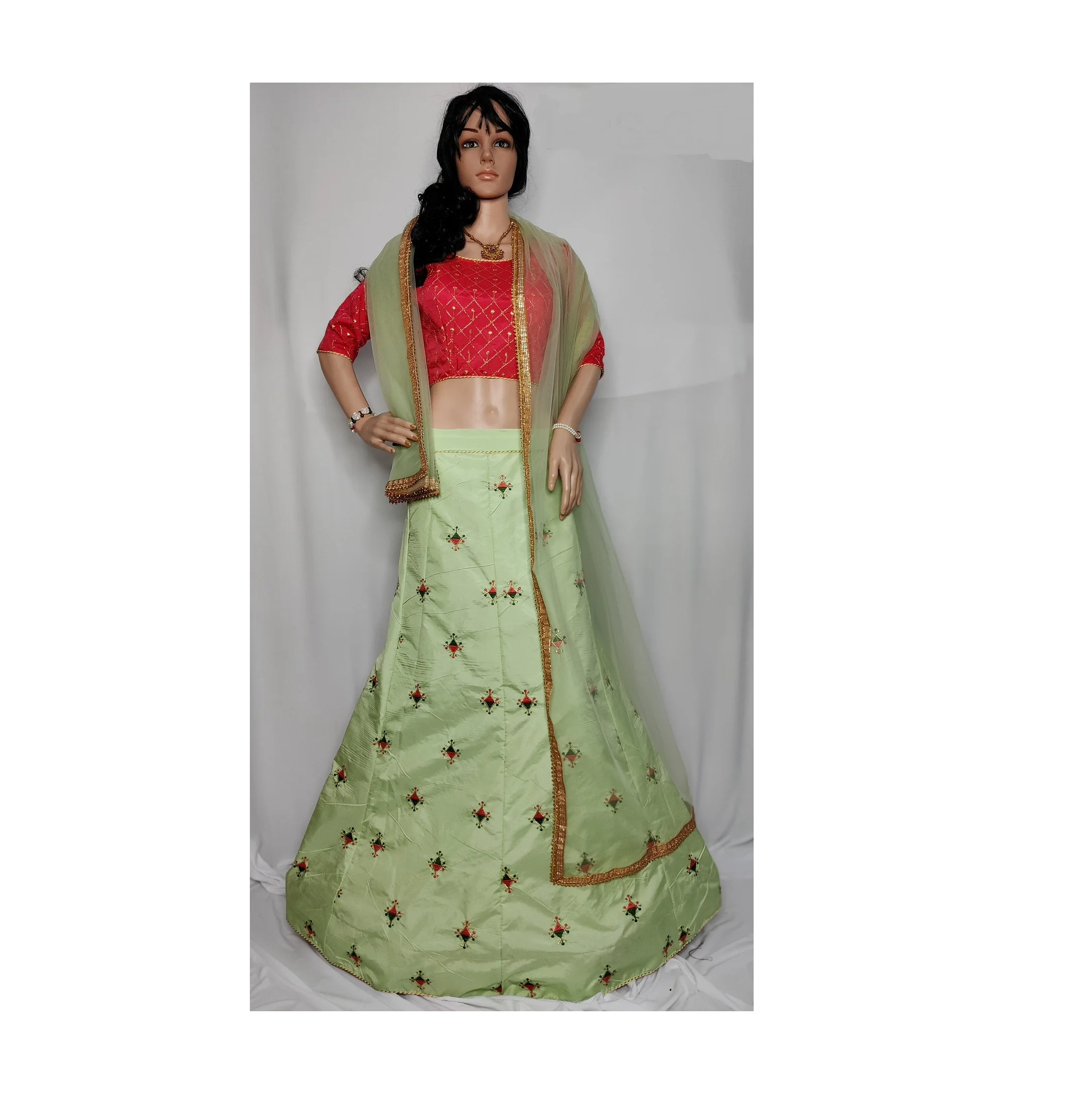 
WOAIS LEHENGA CHOLI 