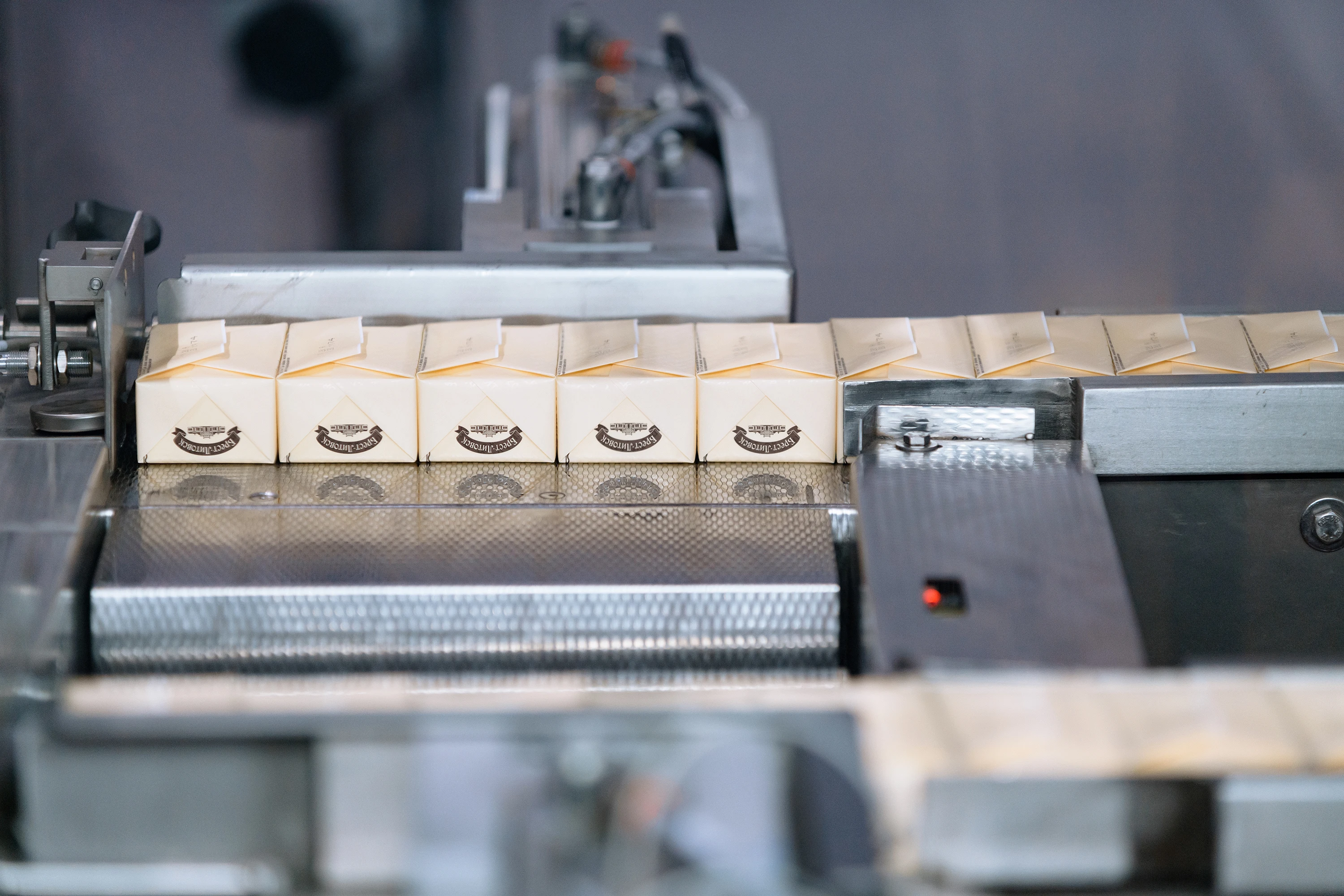 Salted sour cream butter BL 82.5 % 180 g