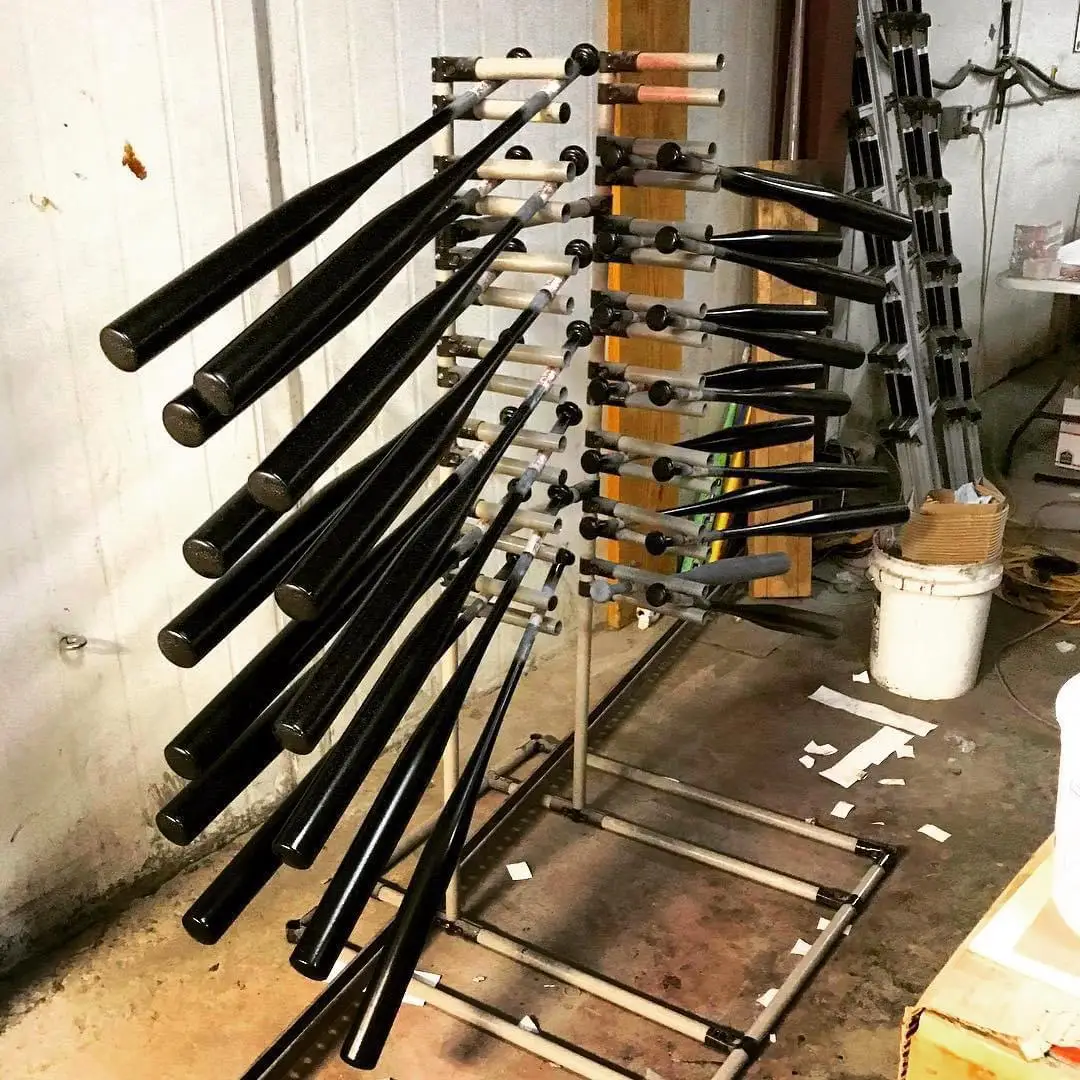 
Drop -5, 2 3/4 barrel, one piece full composite Senior baseball and softball bat 