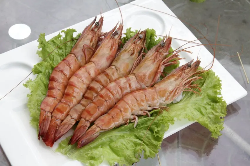 Замороженные креветки Vannamei из морепродуктов по низкой цене качественные белые на