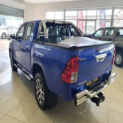 Достаточно используемые HILUX автомобили 2.4GD Одиночная кабина 6-MT 4x4