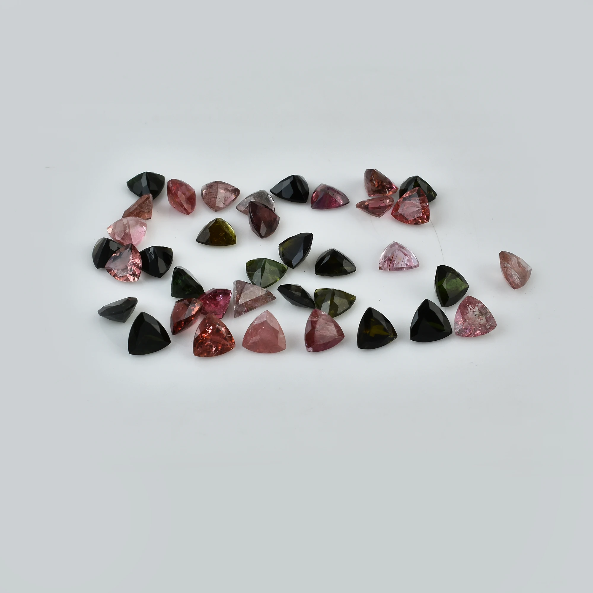 Best-selling high quality natural trillion shape 7 mm multi tourmaline loose gemstone wholesale