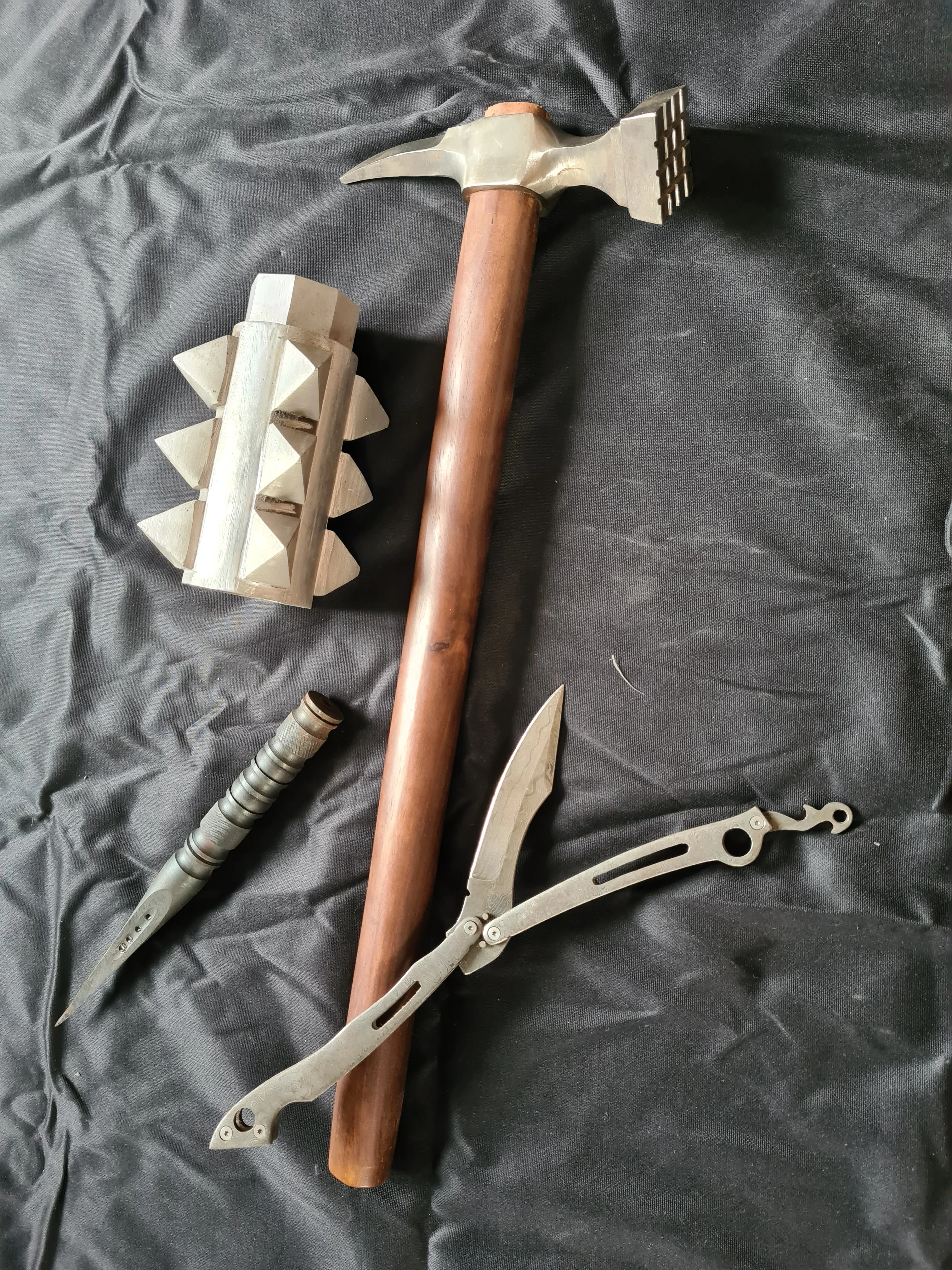 
War Hammer Axe Satinless Steel Not Rated,farming Axe Stainless Steel Industrial 20 Inches Mh-industry Rose Wood 3 Years MH-WAR1 