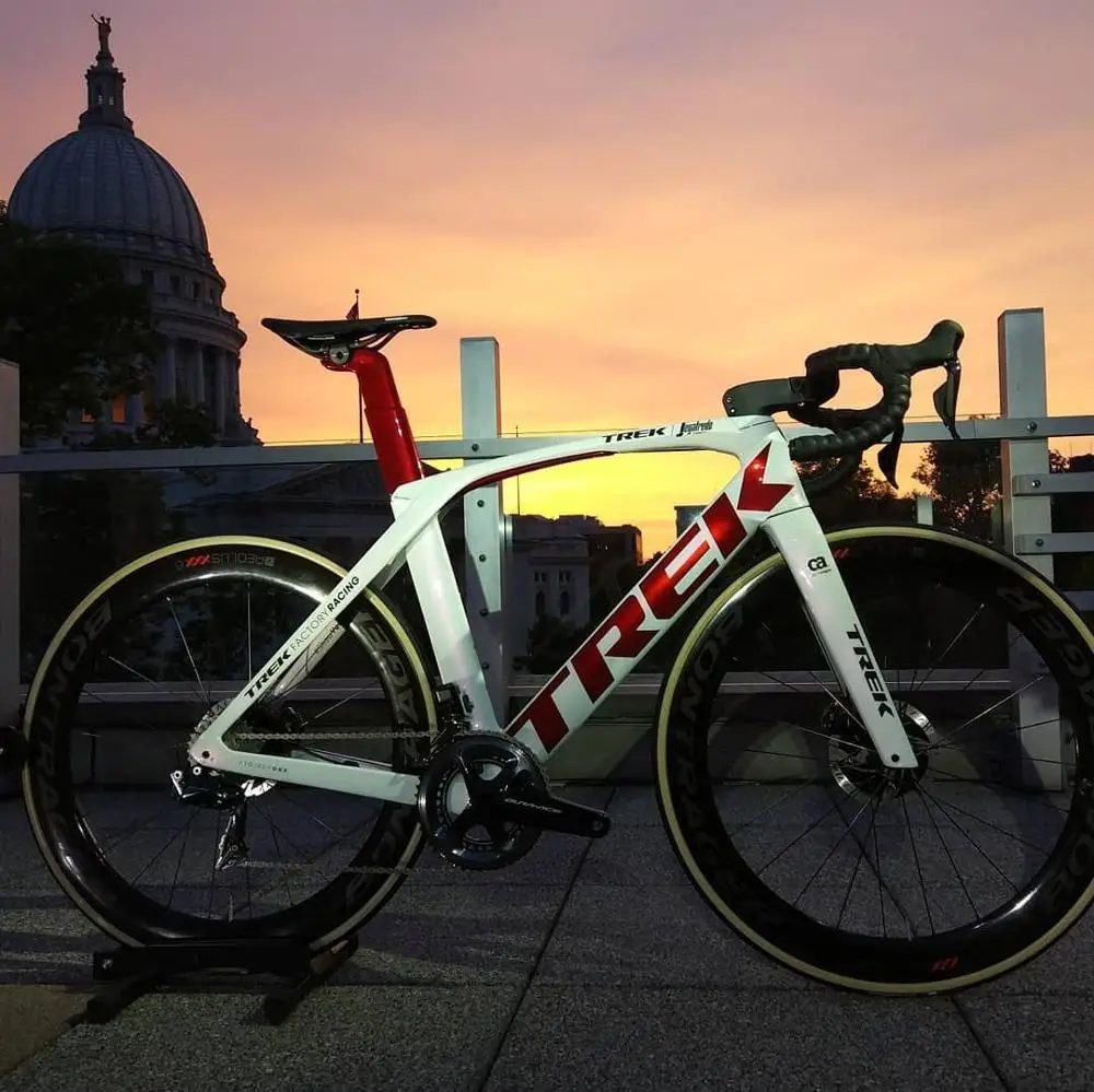 Attest Trek Madone SLR 9 Disc Road Bike
