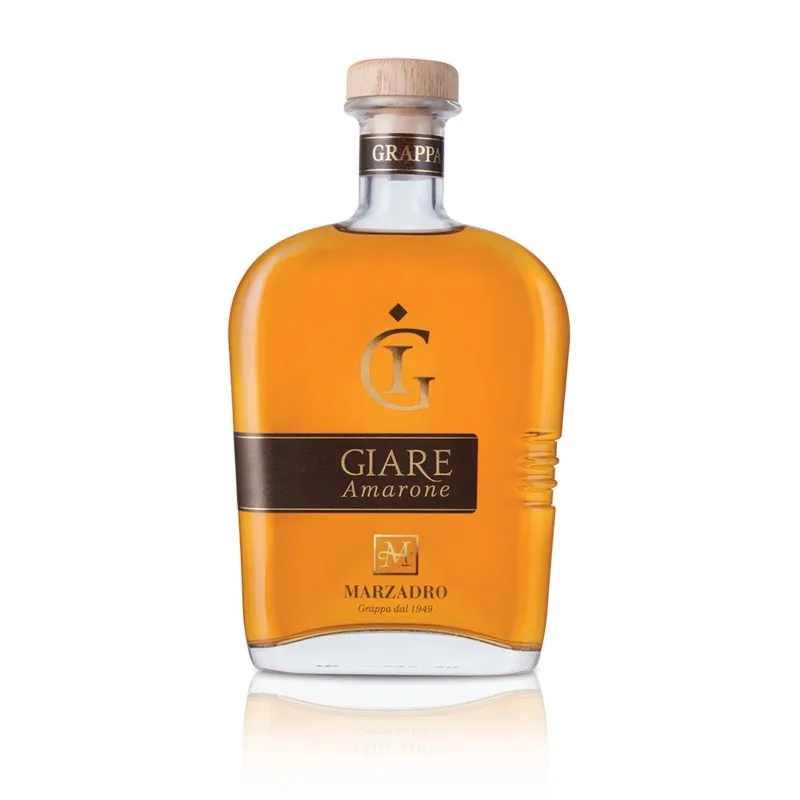 Italian high quality GRAPPA RISERVA LE GIARE AMARONE in wood aged For Export