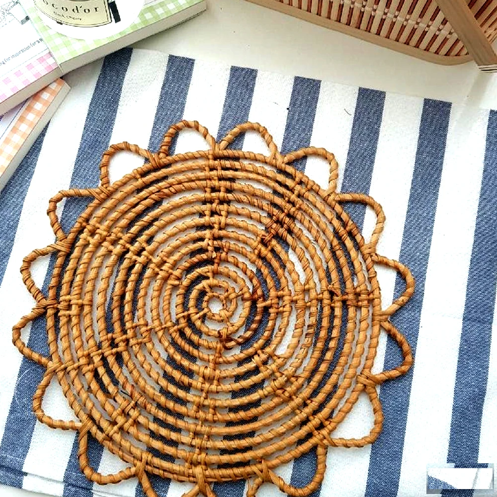 Set of 4 Woven Rattan Placemat, Handwoven Wicker Table Mat in Vietnam Wholesale