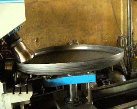 Hydraulic Dishing Press with Automatic Manipulator