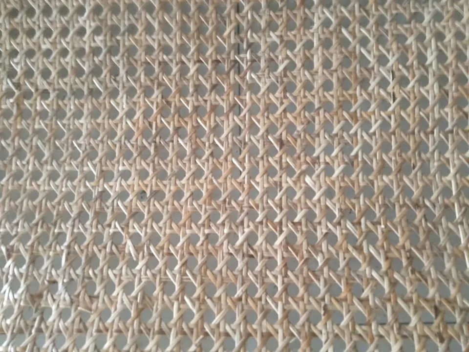 Оптовая продажа, высокое качество для изготовления стульев, ротанговый тростниковый рулон, 1/2 натуральная сетка, открытая плетеная ротанговая лента, материал 99, золотые данные