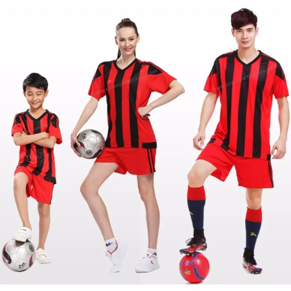 High Quality Short sleeves  Best Style Soccer Uniforms New Color Combination Uniforms Best arrivals for everyone